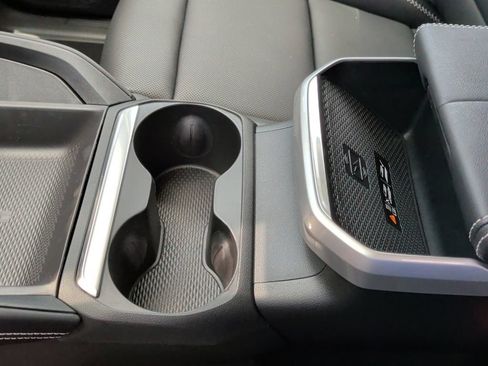 New 2026 GMC Terrain Denali w/ LPO, Floor Liner Package AWD/4WD image 32
