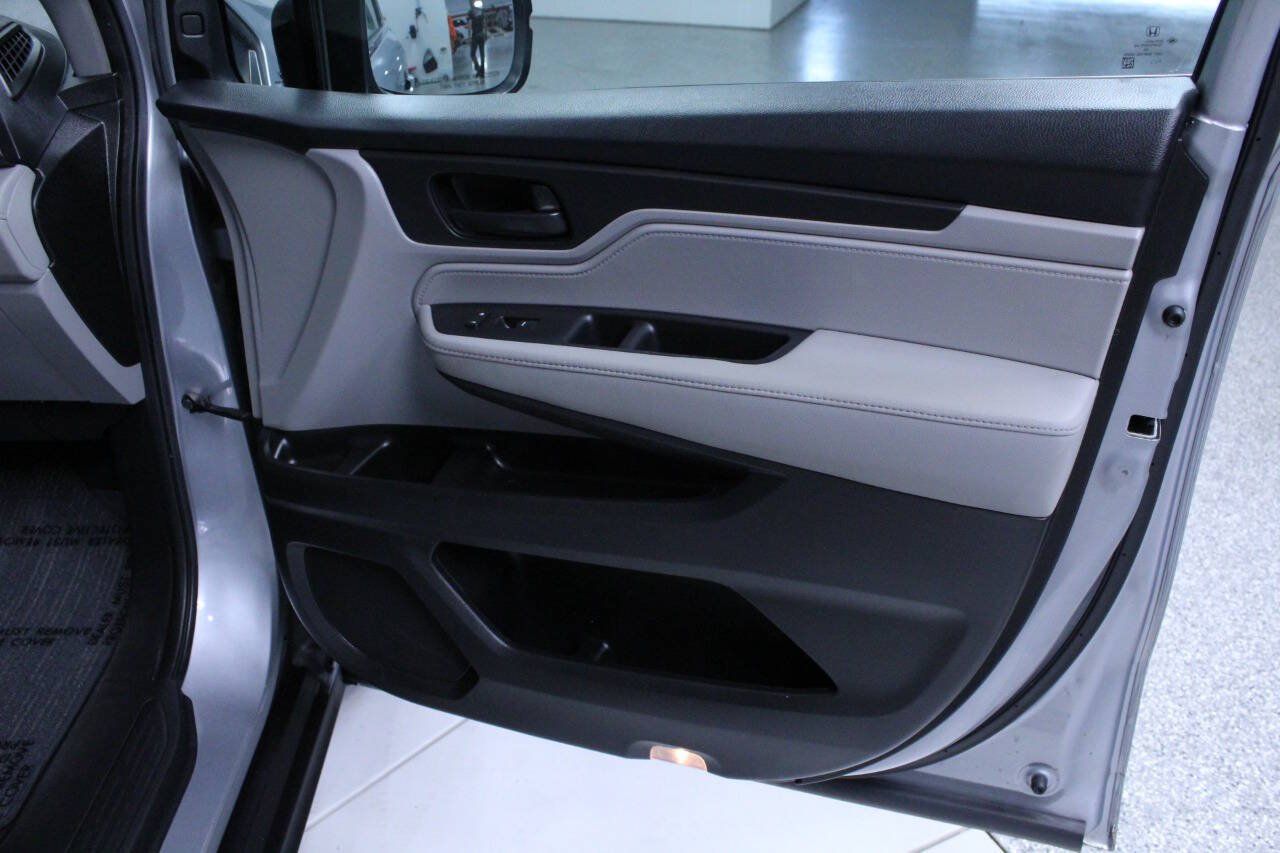 Used 2021 Honda Odyssey EX-L image 17