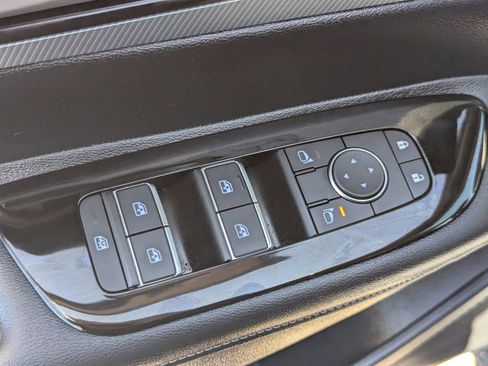 Certified 2025 Nissan Murano SL AWD/4WD image 21