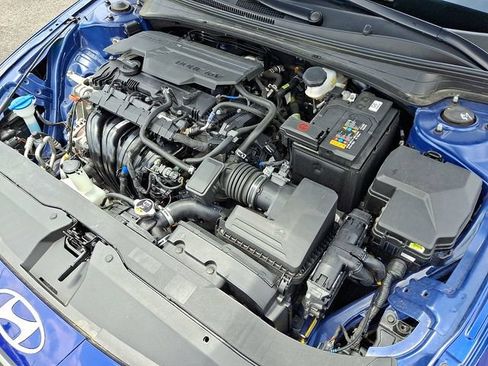 Certified 2024 Hyundai Elantra SEL FWD image 27