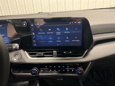 New 2026 Chevrolet Equinox LT w/ Convenience Package II image 16