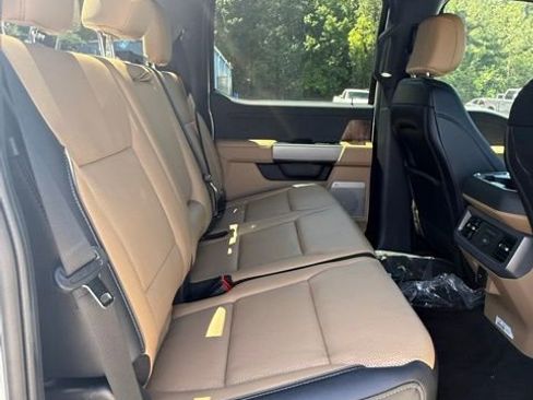 New 2026 Ford F250 Lariat w/ Lariat Ultimate Package AWD/4WD image 23