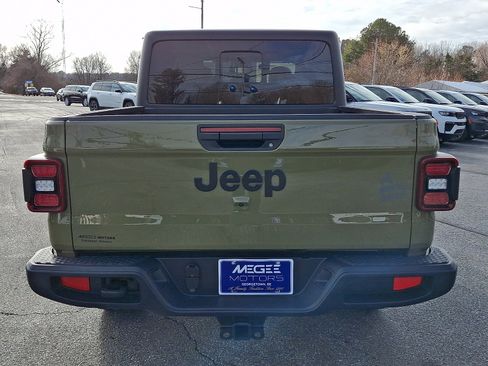 New 2026 Jeep Gladiator Sport image 5