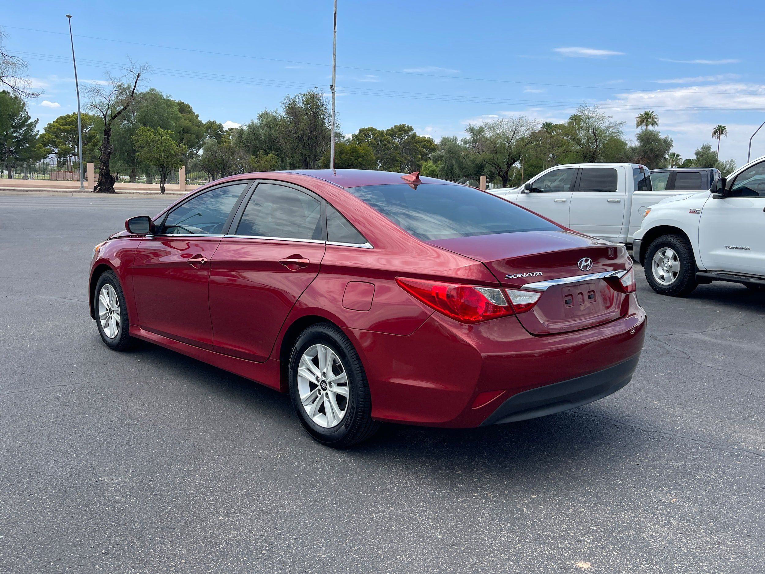 Used 2014 Hyundai Sonata GLS FWD image 3