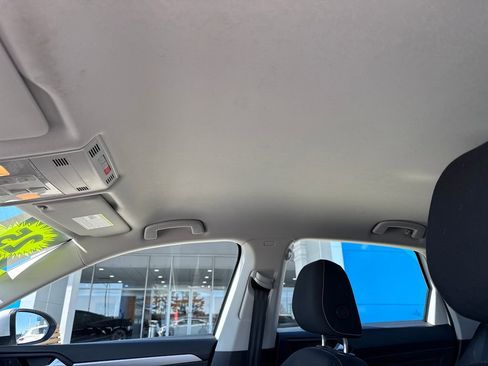 Used 2025 Volkswagen Jetta S image 23