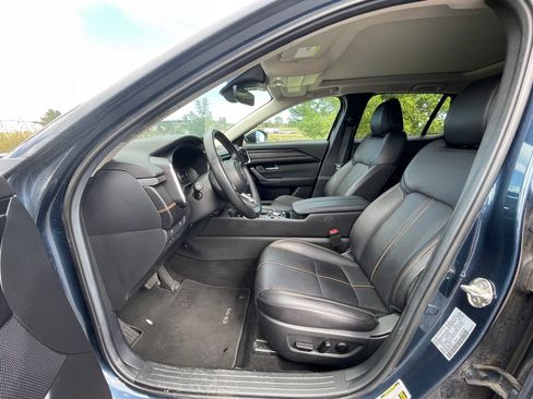 Used 2025 MAZDA CX-50 AWD 2.5 S w/ Premium Plus Pkg image 3