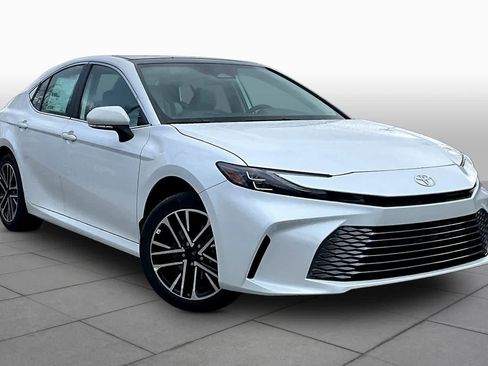 New 2026 Toyota Camry XLE AWD/4WD image 2