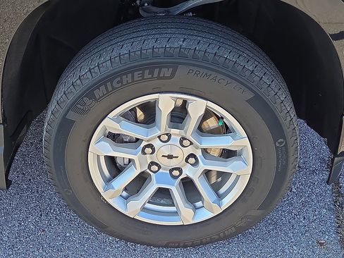 Used 2023 Chevrolet Silverado 1500 RST image 7