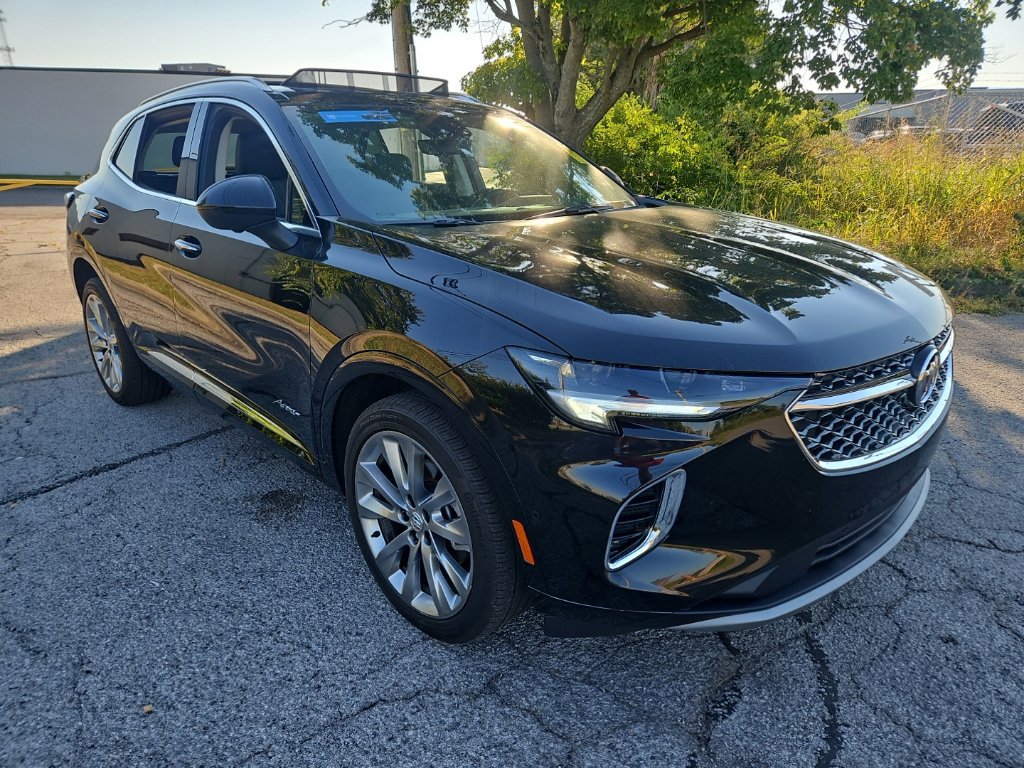 Used 2023 Buick Envision Avenir AWD/4WD image 2