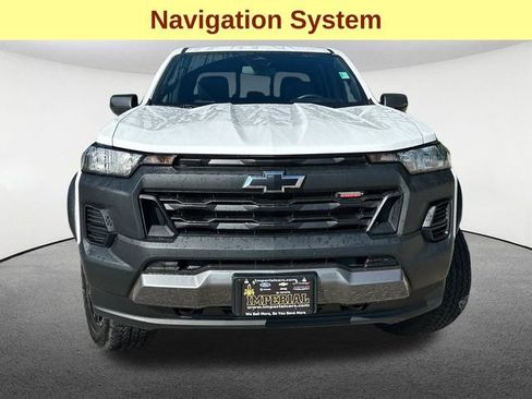 Used 2025 Chevrolet Colorado Trail Boss AWD/4WD image 4