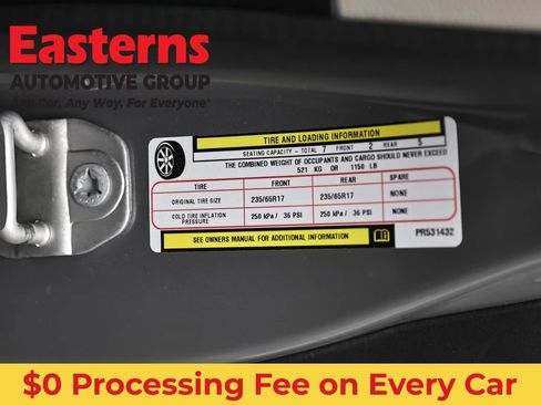 Used 2023 Chrysler Pacifica Touring-L FWD image 37