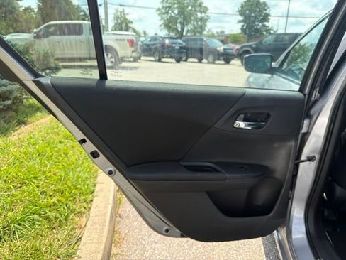 Used 2017 Honda Accord LX image 20