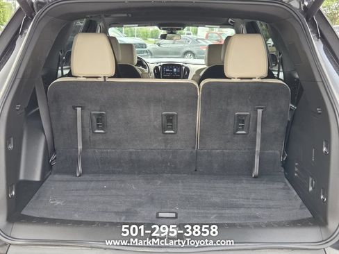 Used 2022 Chevrolet Traverse LT AWD/4WD image 13