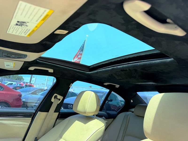 Used 2011 BMW 535i Sedan RWD image 20