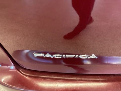 Used 2017 Chrysler Pacifica Limited w/ Advanced Safetytec Group image 8