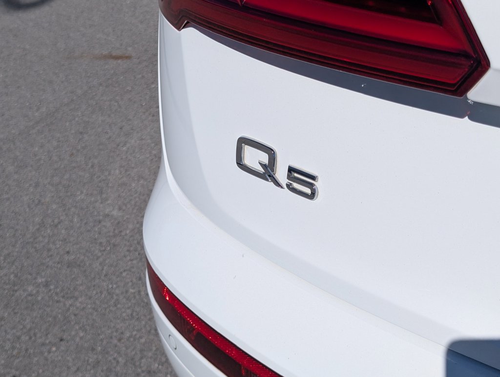 Used 2019 Audi Q5 Prestige w/ Prestige Package AWD/4WD image 23