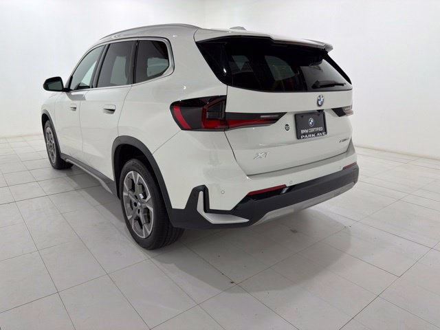 Certified 2023 BMW X1 xDrive28i w/ Convenience Package AWD/4WD image 3