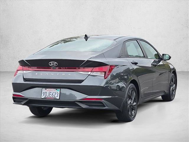 Used 2023 Hyundai Elantra SEL FWD image 5