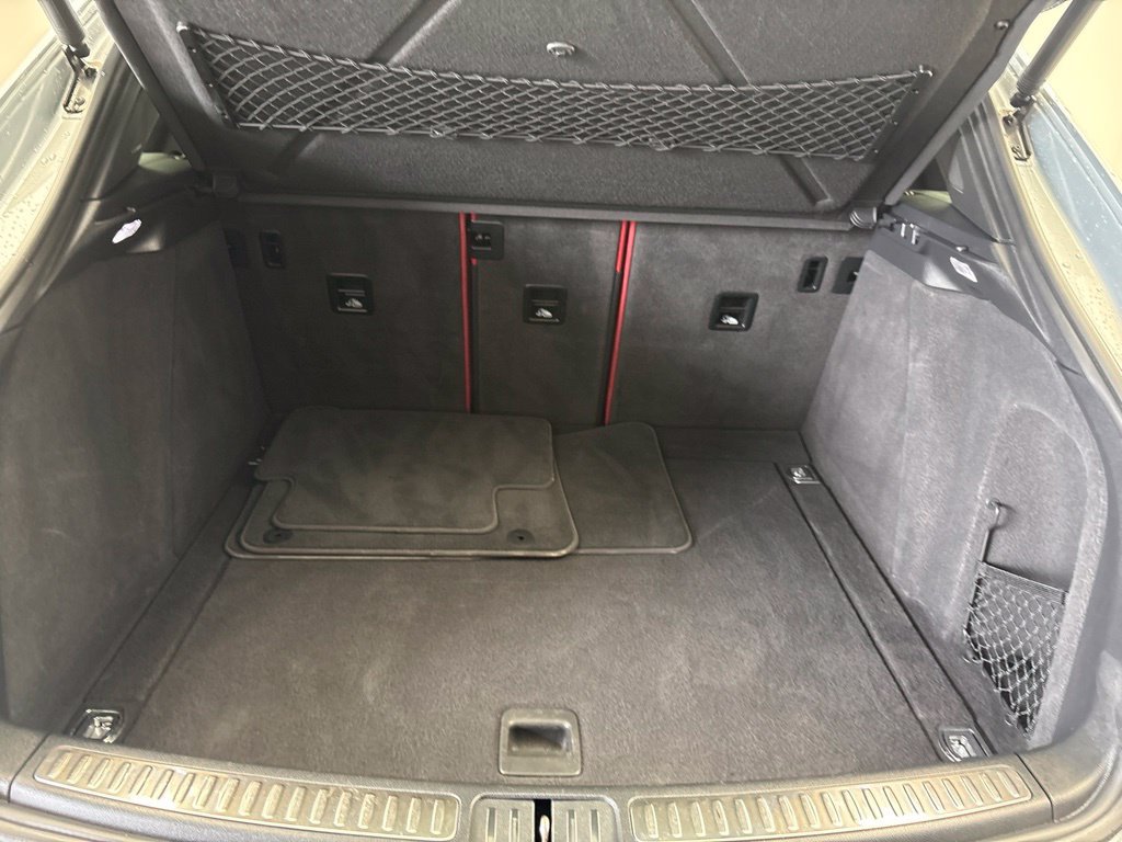 Certified 2020 Porsche Macan AWD/4WD image 22