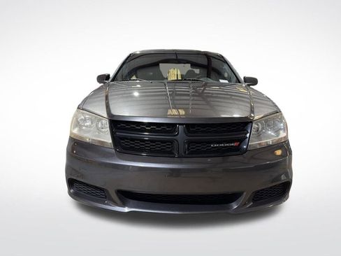 Used 2014 Dodge Avenger SE w/ Blacktop Package image 2