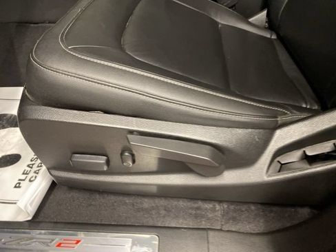 Used 2020 Chevrolet Colorado ZR2 AWD/4WD image 24
