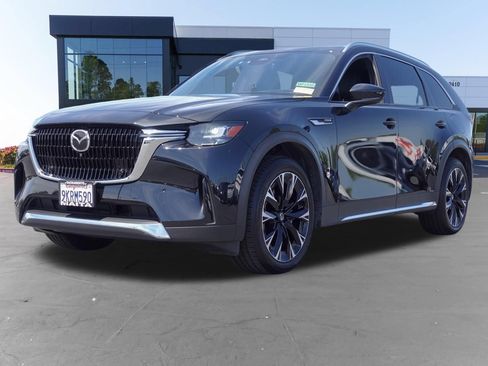 Certified 2024 MAZDA CX-90 Plug-In Hybrid w/ Premium Plus AWD/4WD image 9