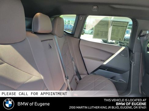 Used 2023 BMW iX xDrive50 w/ Premium Package AWD/4WD image 15