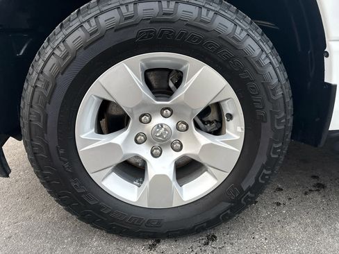 Used 2019 RAM 1500 Big Horn image 9