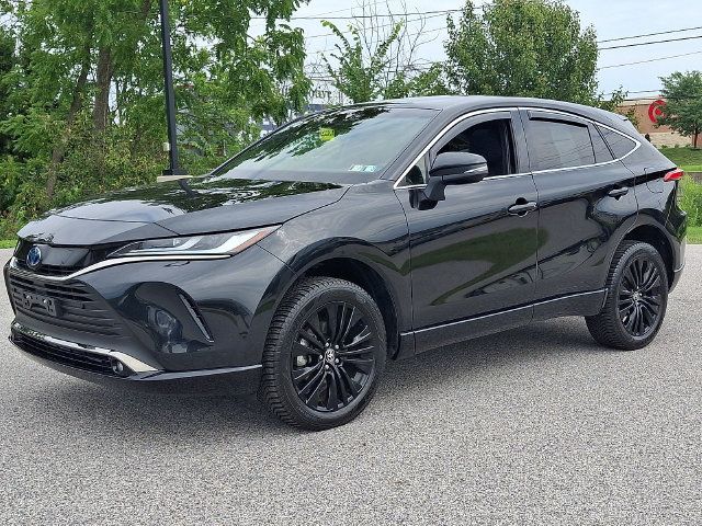 Used 2024 Toyota Venza Nightshade AWD/4WD image 6