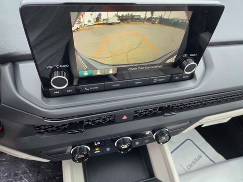 New 2025 Honda Accord LX image 10