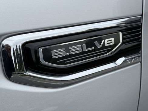 Used 2019 GMC Sierra 1500 SLT w/ SLT Premium Plus Package AWD/4WD image 9