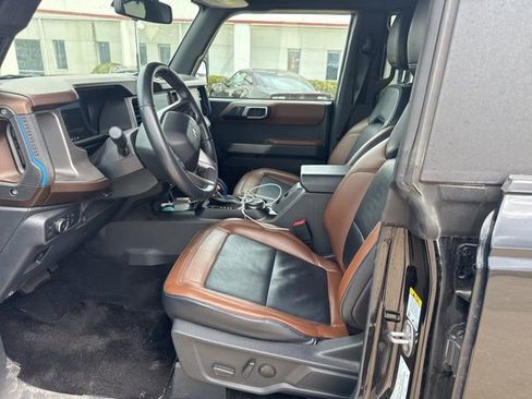 Used 2022 Ford Bronco Outer Banks image 13