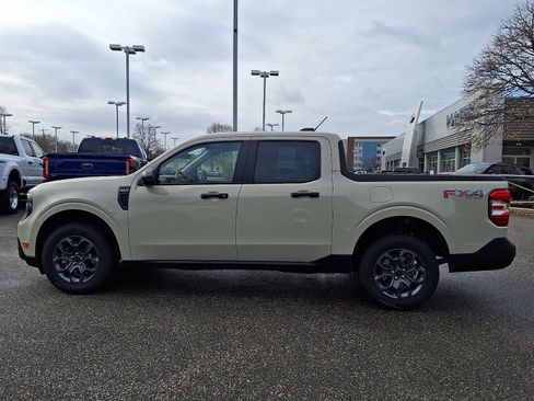 New 2025 Ford Maverick XLT w/ XLT Luxury Package image 4