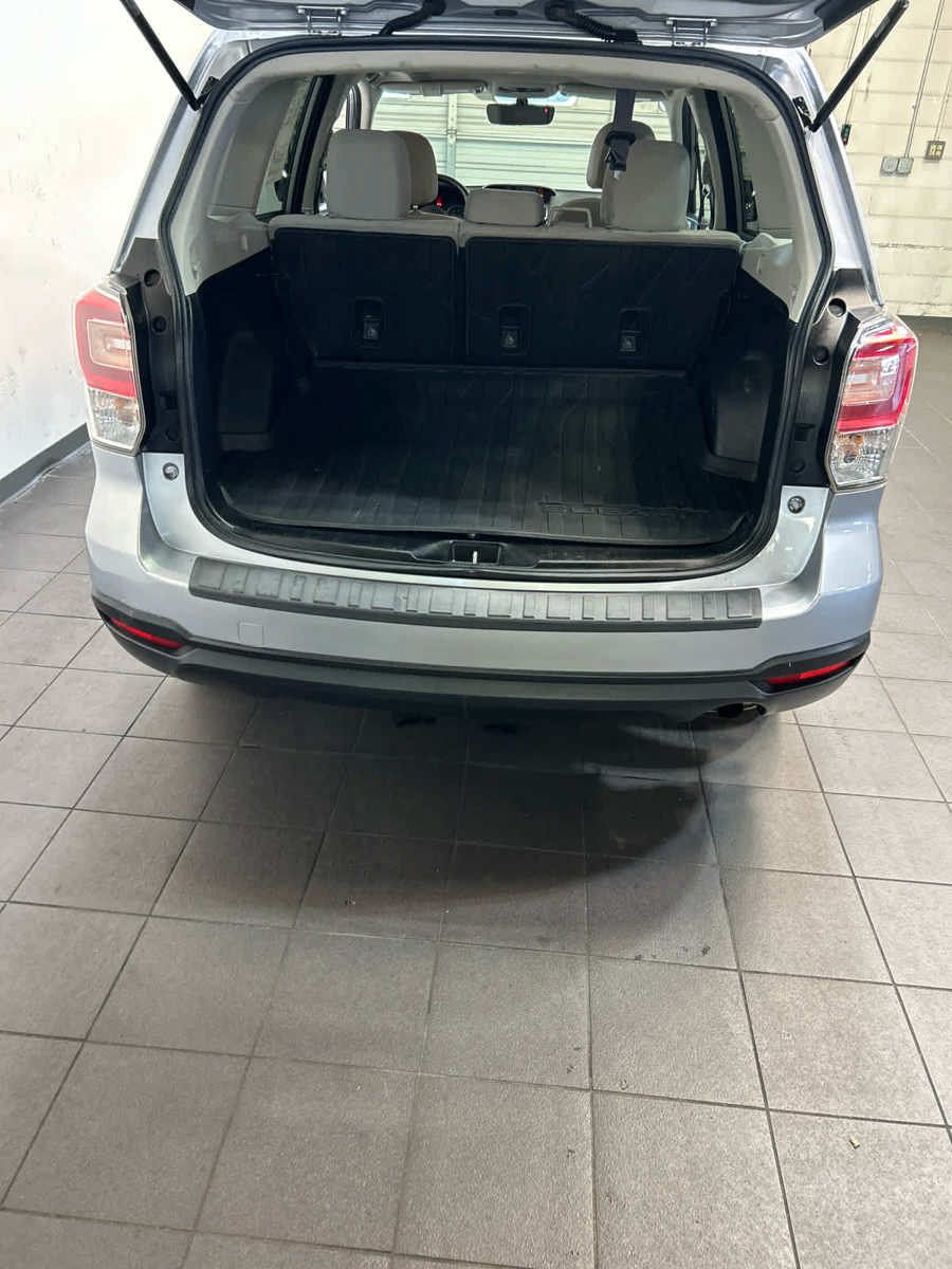 Used 2017 Subaru Forester 2.5i Premium w/ Popular Package #2A AWD/4WD image 11