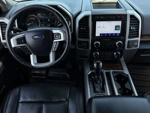 Used 2019 Ford F150 Lariat w/ Equipment Group 502A Luxury AWD/4WD image 14