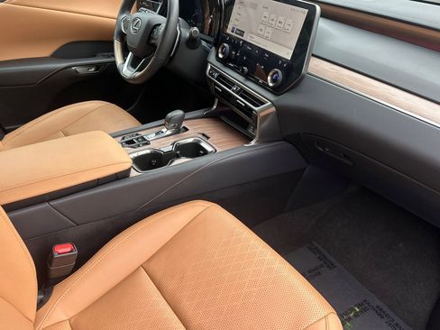 Used 2025 Lexus RX 350 image 20