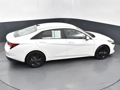 Used 2023 Hyundai Elantra SEL image 50