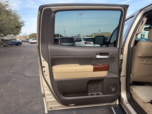 Used 2008 Toyota Tundra Limited image 28