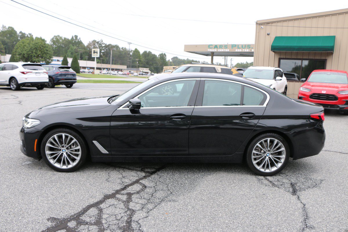 Used 2022 BMW 540i xDrive w/ Executive Package AWD/4WD image 2
