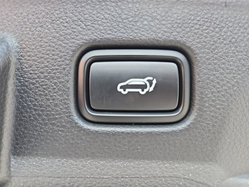 New 2026 Kia Seltos SX image 13