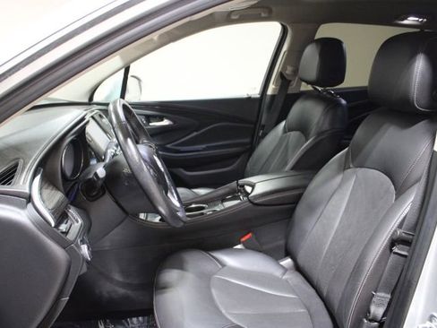 Used 2018 Buick Envision Essence image 18
