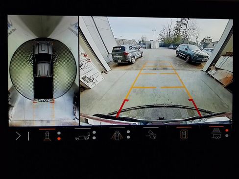 Used 2024 GMC Sierra 2500 AT4 w/ AT4 Premium Plus Package image 11