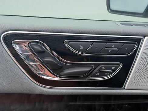 Used 2020 Lincoln Navigator Reserve w/ Luxury Package AWD/4WD image 20