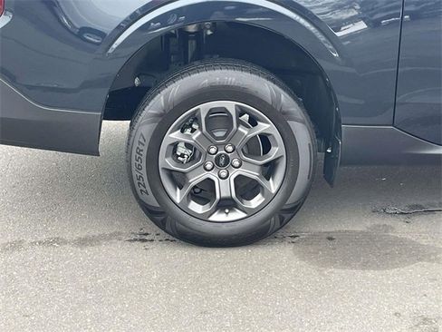 Certified 2022 Ford Maverick XLT w/ XLT Luxury Package image 9