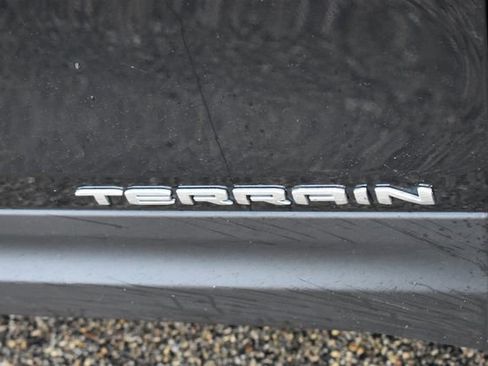 Certified 2023 GMC Terrain SLT w/ Infotainment Package II AWD/4WD image 13