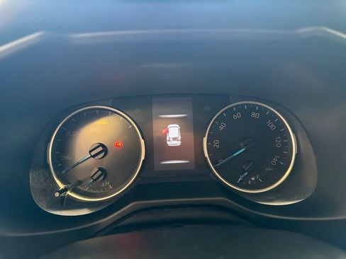 Used 2020 Toyota RAV4 LE AWD/4WD image 16