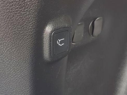 Used 2021 Jeep Cherokee Limited AWD/4WD image 31