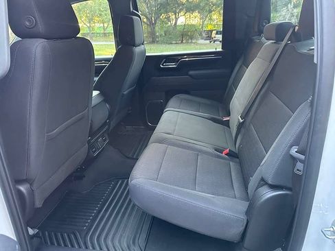 Used 2025 Chevrolet Silverado 2500 LT w/ Convenience Package AWD/4WD image 14
