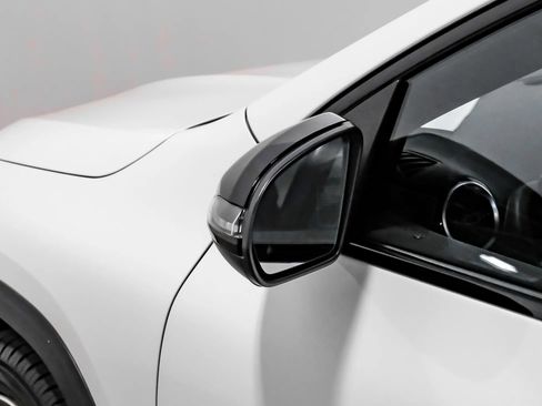 Used 2021 Mercedes-Benz GLA 250 GLA 250 4MATIC Sport Utility 4 image 32