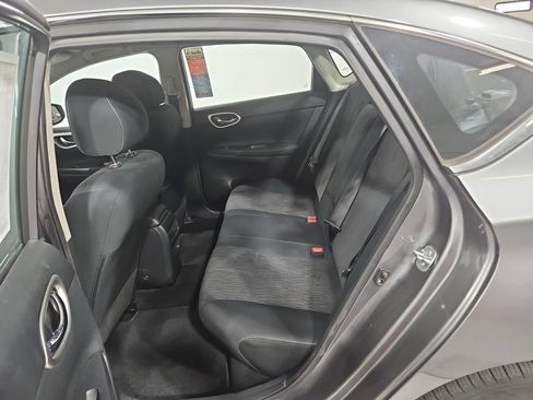 Used 2015 Nissan Sentra SV FWD image 24